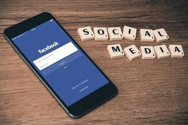 Comment faire la communication d'un spectacle ?