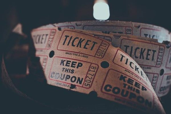 Où acheter des places de spectacle moins cher ?