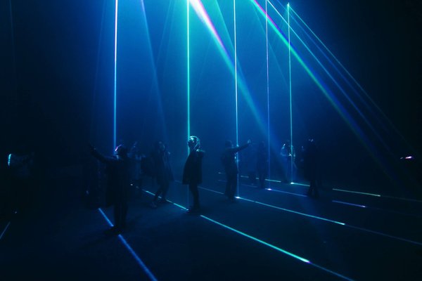 Comment fonctionne un laser dans un spectacle ?